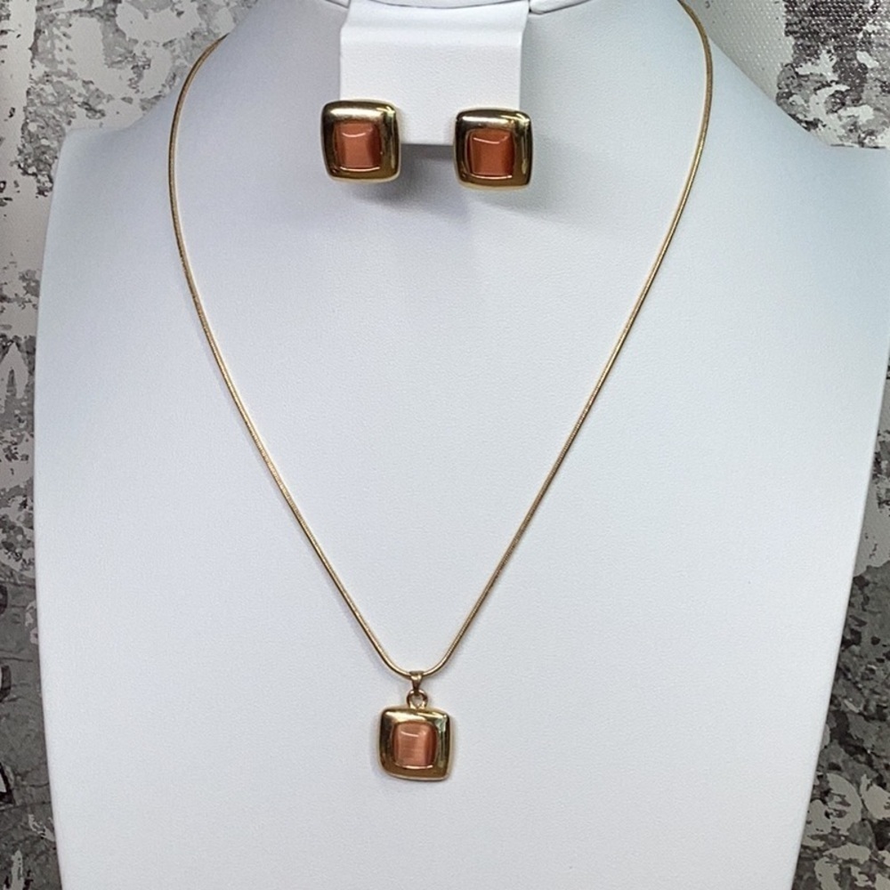 Necklace and Earring Set Orange Square Glass Pendant Gold Tone Dainty